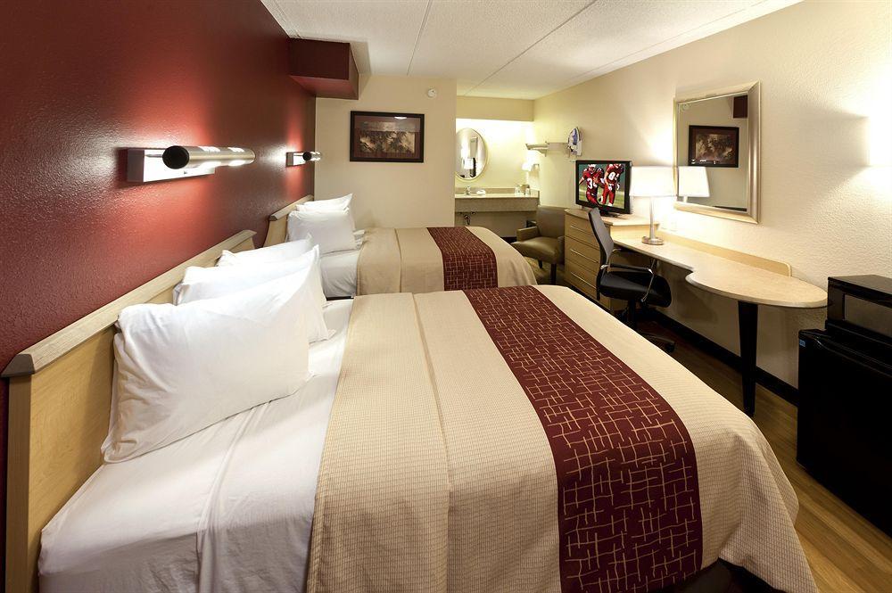 Red Roof Inn Virginia Beach-Norfolk Airport Buitenkant foto