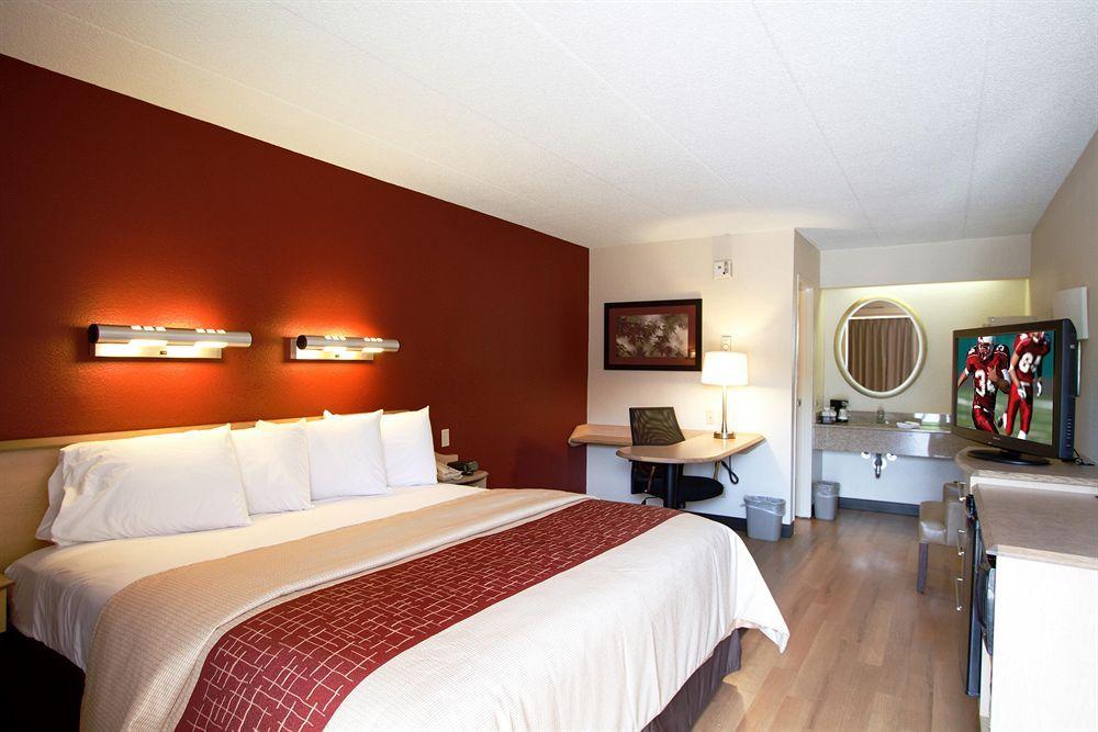 Red Roof Inn Virginia Beach-Norfolk Airport Buitenkant foto